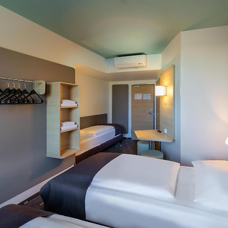 B&B Hotel Нойс Экстерьер фото
