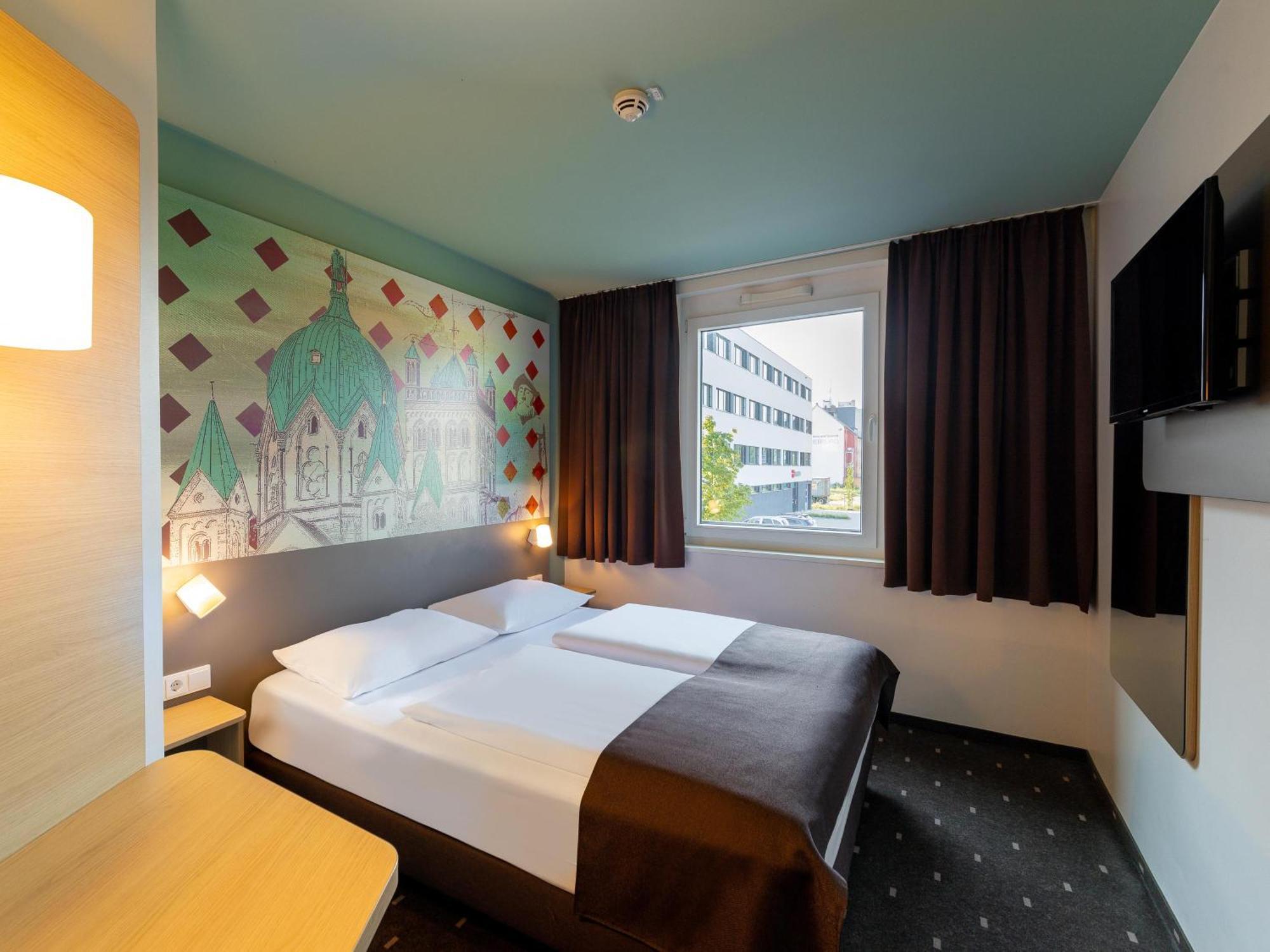 B&B Hotel Нойс Экстерьер фото