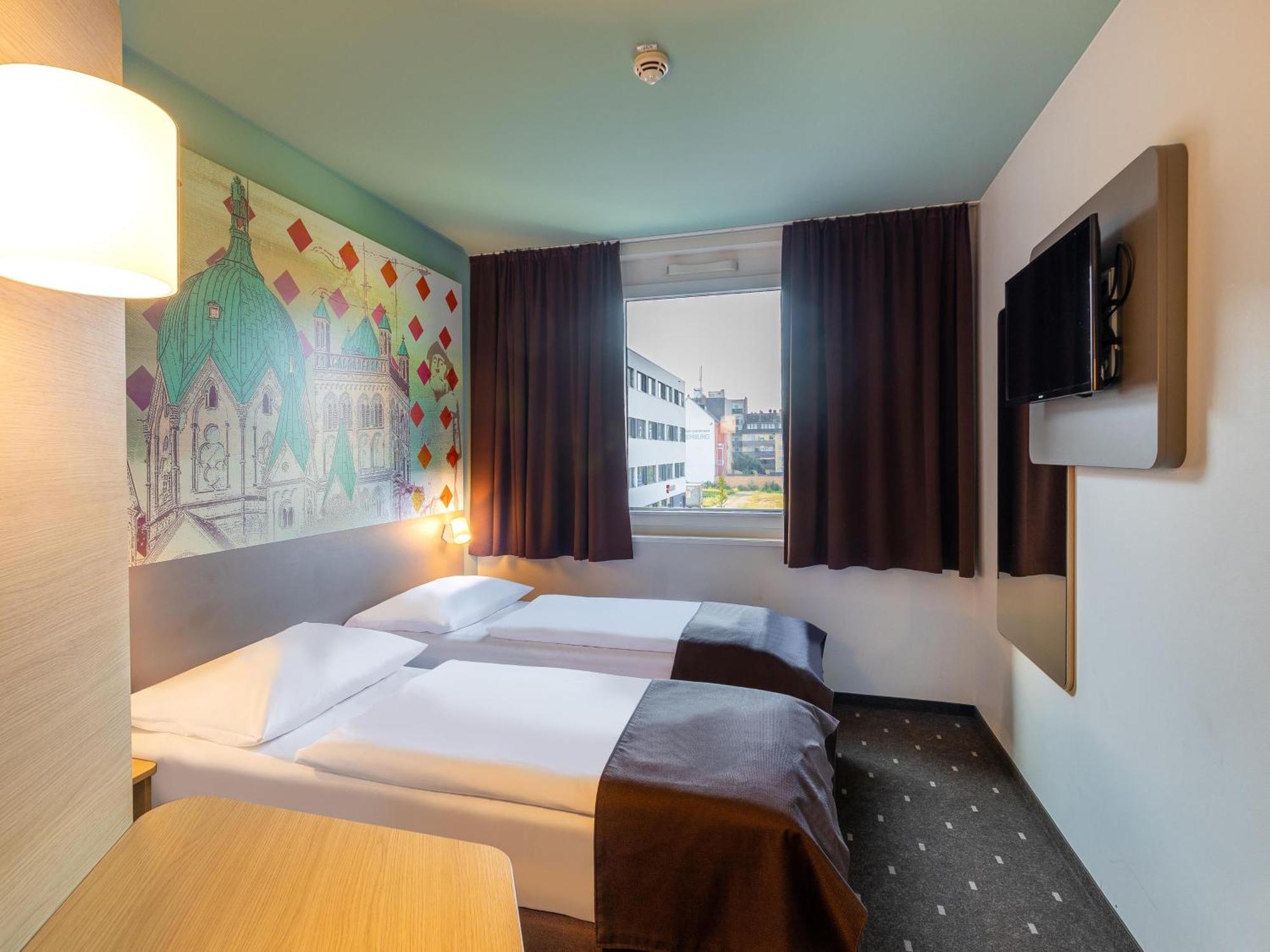 B&B Hotel Нойс Экстерьер фото