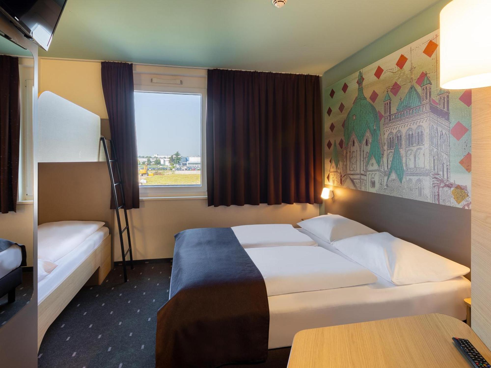 B&B Hotel Нойс Экстерьер фото