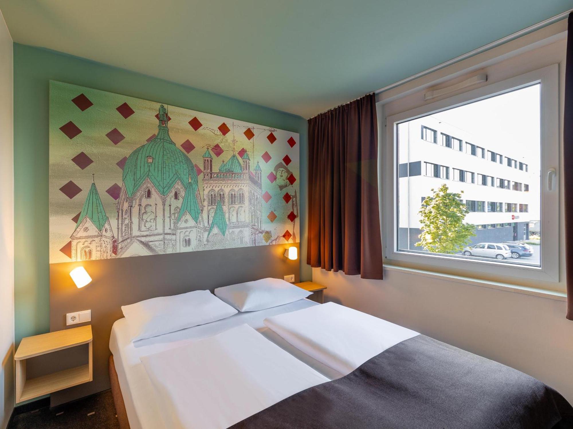 B&B Hotel Нойс Экстерьер фото