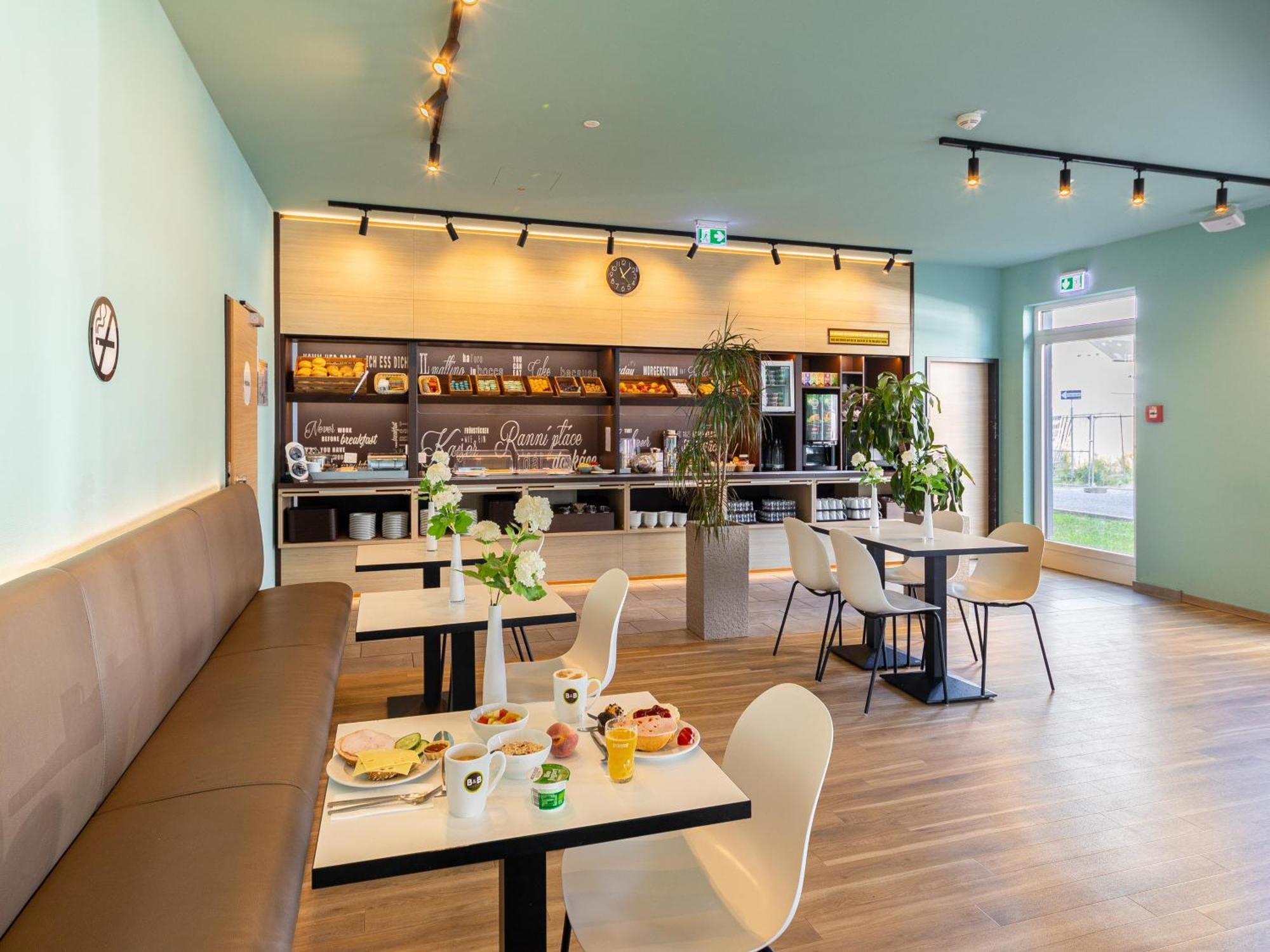 B&B Hotel Нойс Экстерьер фото